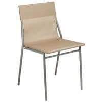 Chaise et tabouret de jardin et terrasse