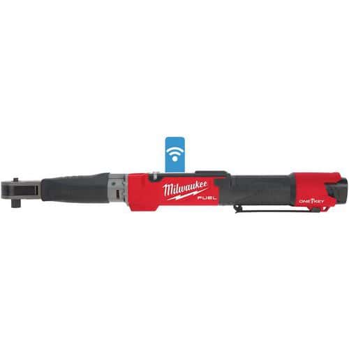 Clef a cliquet allonge FUEL 12V, avec ecran digital 203Nm chargeur M12-18 FC et sac - Milwaukee