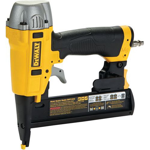 Agrafeuse pneumatique de construction - DEWALT